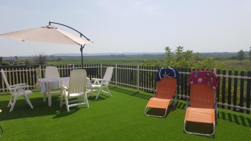 Berek Vendeghaz Fonyod Apartment Екстериор снимка